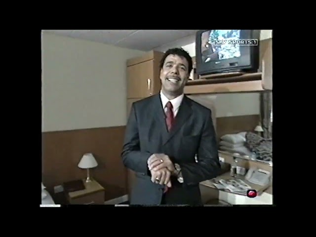 Soccer AM Chris Kamara at the Home of Football   Upton Park  - 21 12 2002