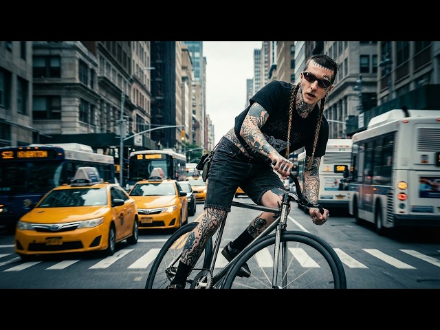 NYC Traffic Chaos | Fixed Gear Cyclist Takes on Manhattan