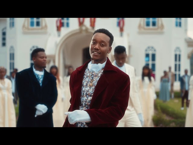 Element EleéeH - FOU DE TOi Feat Ross Kana & Bruce Melodie (Official Video)
