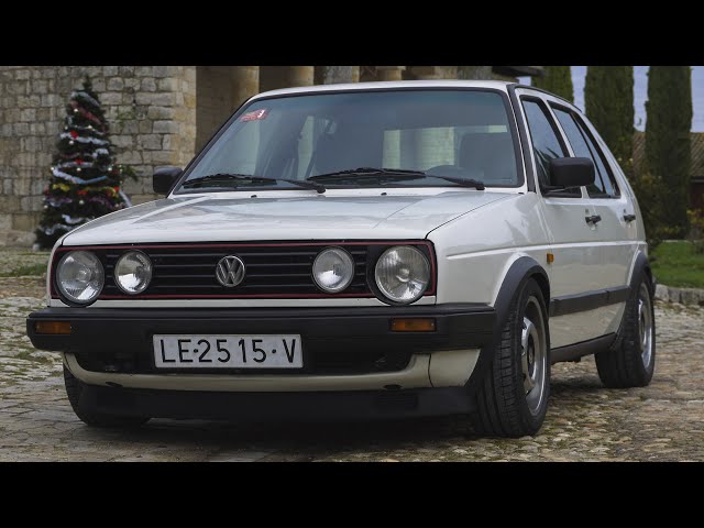 This is how they used to TUNE cars. VW GOLF II