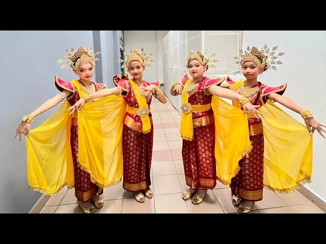 "Asyik" & "Multiracial" dance for ICICH 2022 (26/10/22).