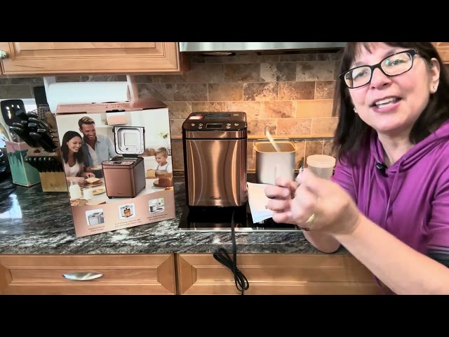 Bread maker - it works! See me make a loaf of fresh hot bread.