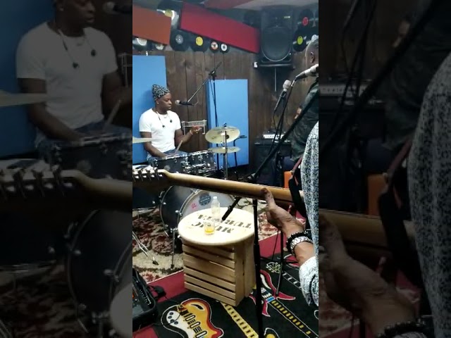 Dadou Pasquet and Klass rehearsing in Miami