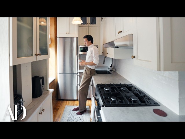How an Interior Designer Maximized a 330-Sq-Ft Chinatown Apartment | Architectural Digest