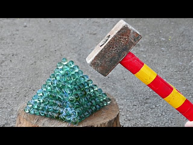 EXPERIMENT HAMMER vs MARBLES PYRAMIDE