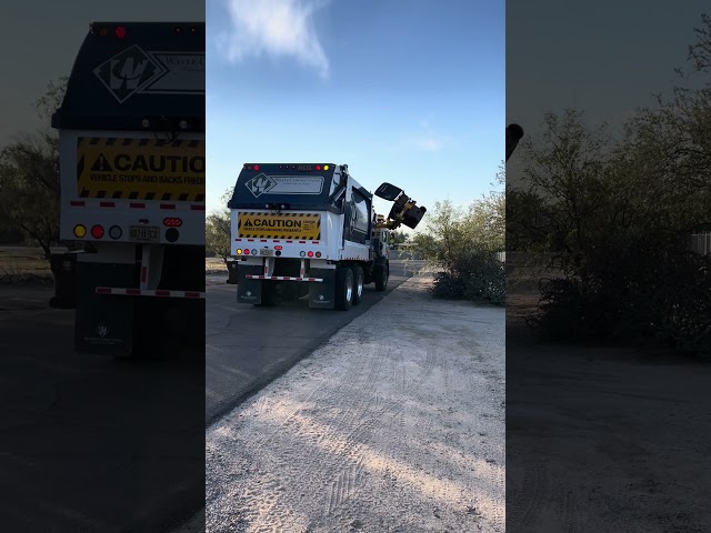 Brand New Waste connections python 312 on trash 12/6/24