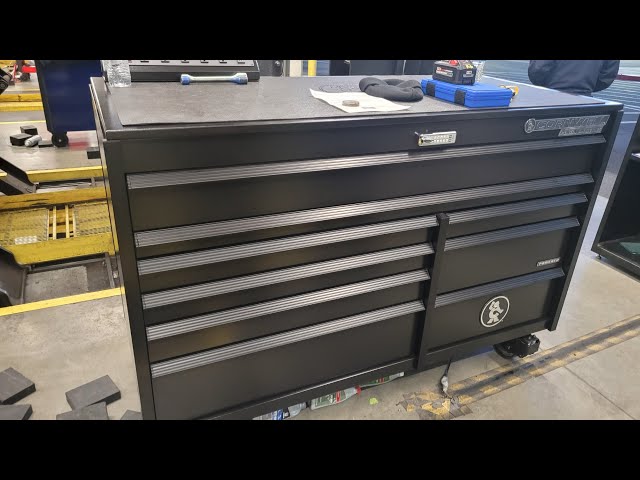Cornwell Tools Platinum Series 67" box tour