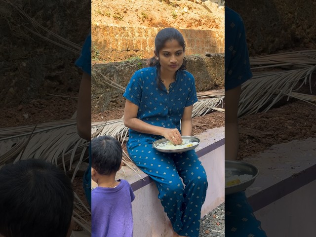 Who feels a mother’s tired heart?😇❤️😒 #aswathyamarnath