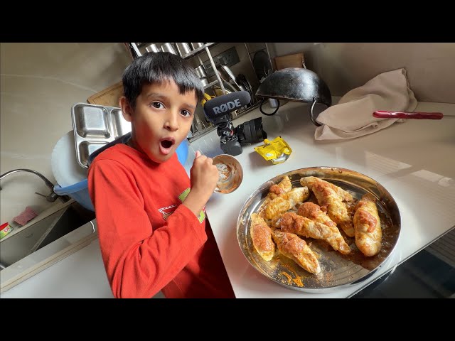 FAKE CHICKEN PRANK ON FAMILY 🤭