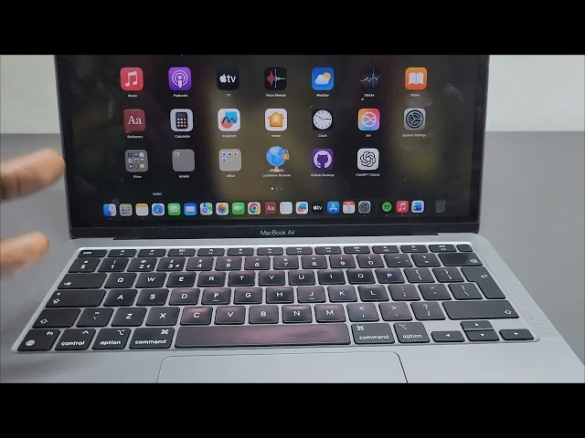 How to use a Macbook - New to Mac Quick Beginners Guide Most Important Basics to get you Started. 