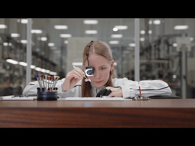 IWC Watchmaker assembles the Portugieser Automatic 40 (Ref. IW358404)