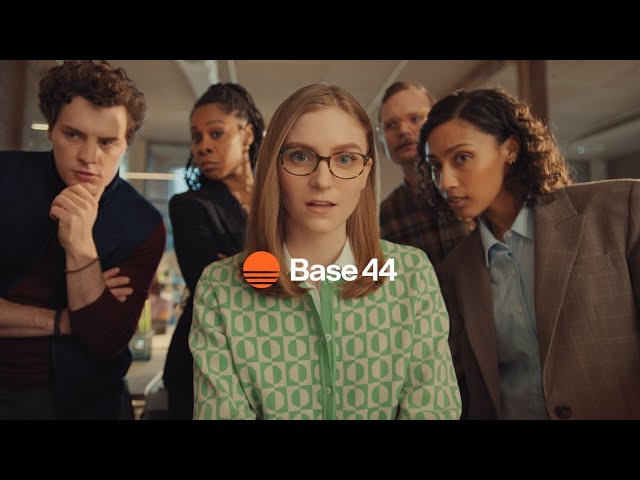 Presentamos el anuncio completo del Gran Juego de Base44 "Es una aplicación para ti"