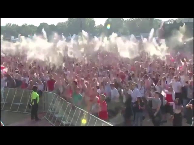 Crowd cheering