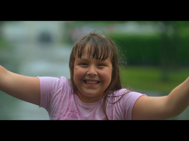 HDR 4K Test Sigma 85mm f/1.4 DG HSM Art Lens. The joy of the rain.