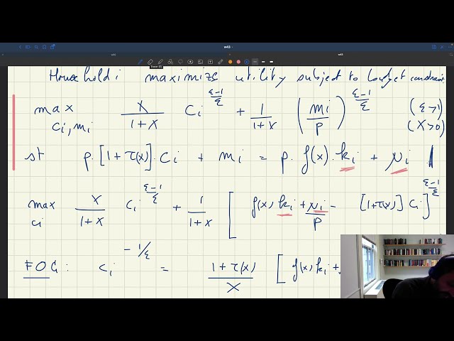 w44. Consumption and Saving in the Heterogeneous-Agent Model