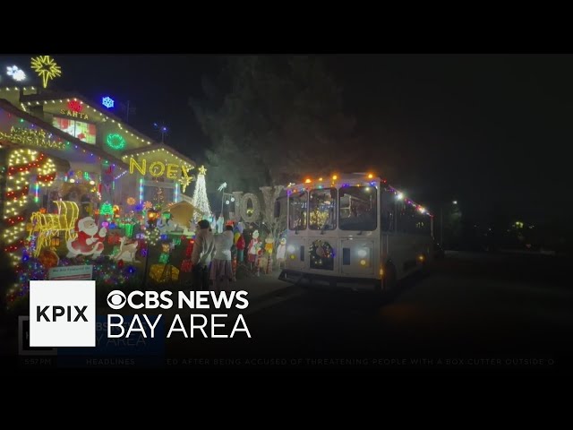 Livermore wine trolley ride gives tour of Christmas-decorated homes