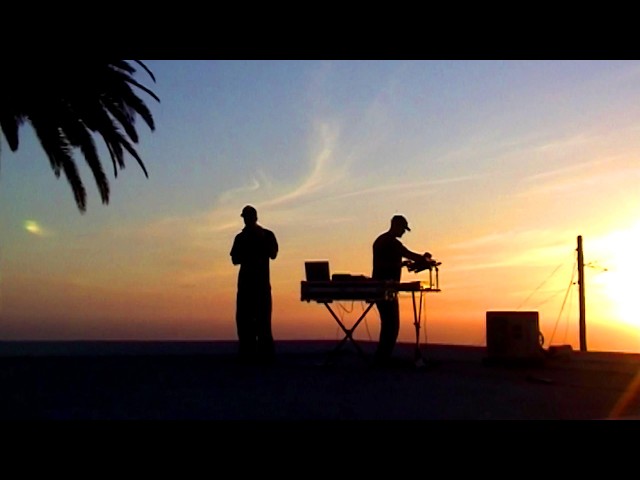 Rules & MURPHY - 'Feeling (Hold On You)' (Official Visualiser)