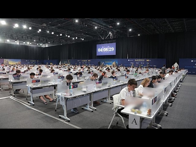 From code to reasoning: AI reshapes the skills of young programmers