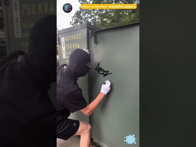 Graffiti toys are scared for police 😂 #graffititag #graffiti #graffitichase
