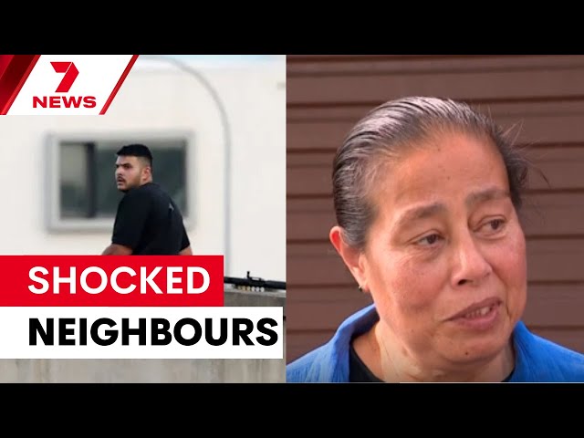 Neighbours shocked by Bondi shooting family killers | 7NEWS