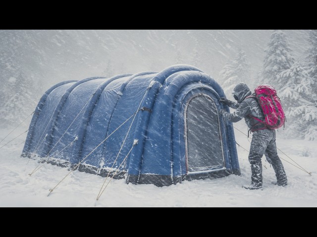 Surviving Winter Insulated Tents Heavy Snow at - 11°C | Extreme Off Grid Winter Life