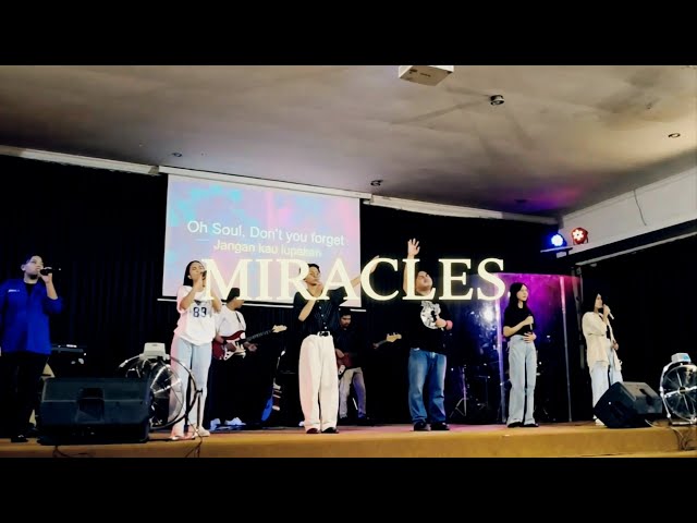 Futures - "Miracles" | Futures Church Solo | Sunday Service 
