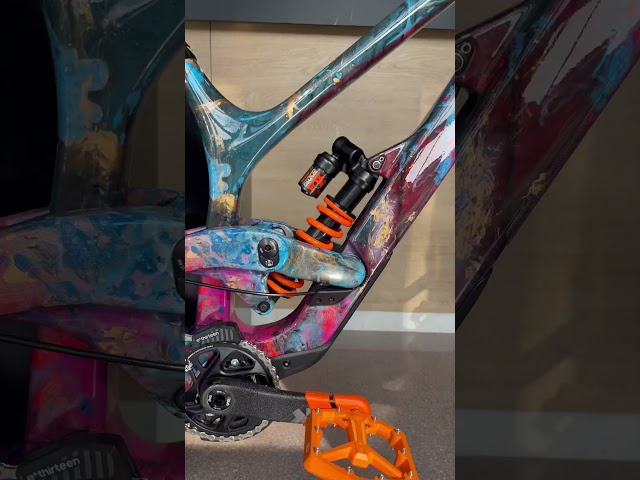 😈The Colors, the Parts…This Bike Is UNREAL | YT Industries Dream Setup & AMS Accessories🙌Pau García