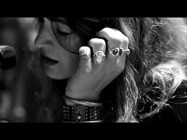 The Damn Truth - LOVE IS BLINDNESS  - (Lee-la Baum - Mon Paris - YSL - Yves-Saint Laurent)