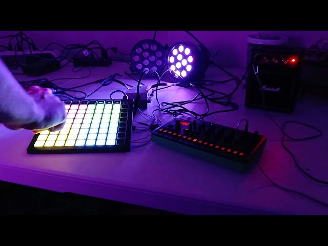 Pybricks UART: LEGO MIDI IN/OUT and DMX