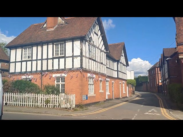 OLDEST WOODEN CHURCH IN THE WORLD   Sunny walk in Chipping Ongar Town English Countryside