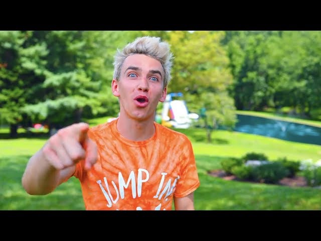 This Youtuber Thinks He Can Sing