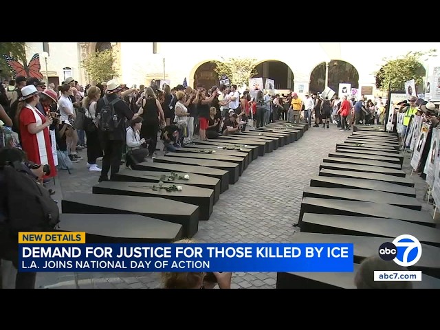 Cientos de personas marchan en el centro de Los Ángeles exigiendo justicia tras muertes durante o...