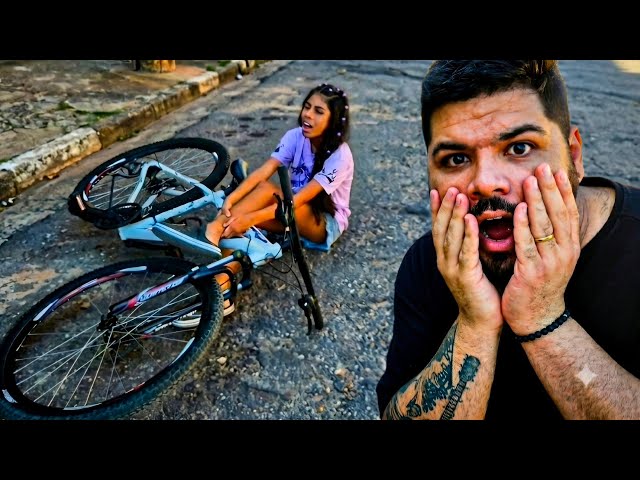 ¡NANDA SE CAYÓ DE LA BICICLETA! 😱