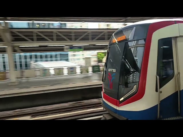 BTS Skytrains {Siemens EMU A2}