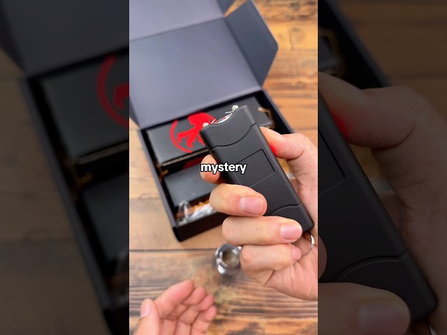 This customer didn’t want this box 🥺 #unboxing #mysteryknives #knives