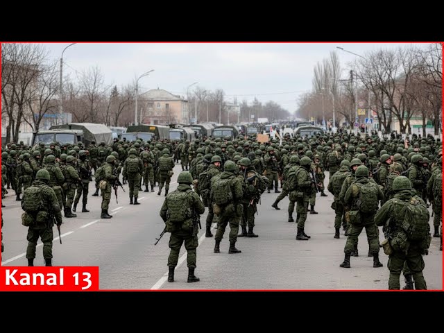 Russian soldiers complain en masse about Russian authorities in Crimea; discontent is at peak