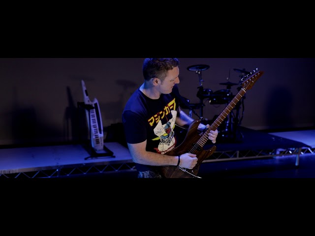 Roland AX-Edge - Keytar vs Guitar! (Duel)