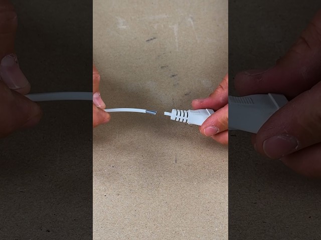 Simple Trick to Fix a Power Plug 🔌✨# easy #powerplug #fixing