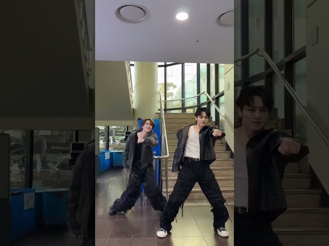 JAY B and Yugyeom - PYTHON Challenge #GOT7 #JAYB #Yugyeom #PYTHON #shorts #fyp