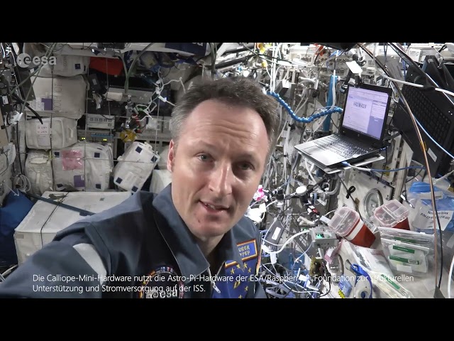 CalliopEO: Matthias Maurer koppelt Calliope mini mit dem Astro Pi IR Microcomputer