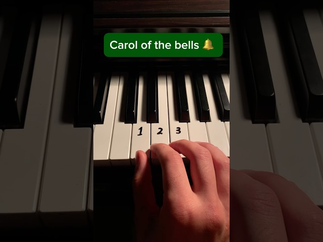 Super simple to play 🎹 #piano #tutorial #chrsitmas #christmasmusic #pianotutorial #christmas2024