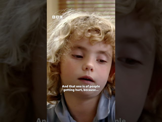 When creativity gets... creative 🍔 #Outnumbered #iPlayer