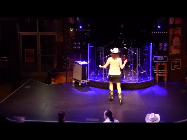 CODIGO Line Dance (Démo) - Séverine Moulin Billy Bob's
