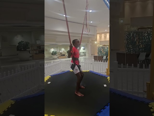 Mall Trampoline 🎶🎵🎶 2024-06-14