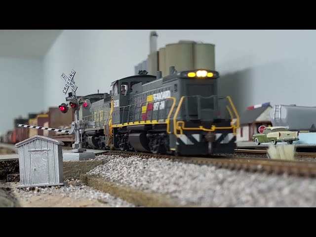 Seaboard System local freight at the Suncoast Model Railroad Club