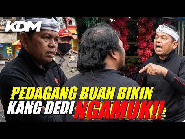The Moment a Fruit Vendor Loses Their Temper After Being Confronted by Kang Dedi Mulyadi