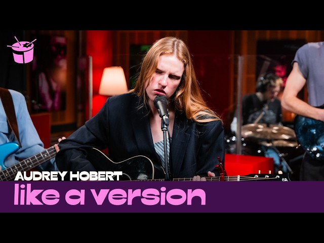 Audrey Hobert - ‘Phoebe’ (en vivo para Like A Version)