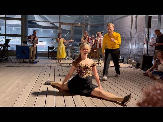 WILD BOOGIE WOOGIE DANCE by Sondre & Tanya