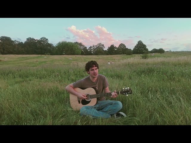what 'lucy~' sounds like in a park (live)