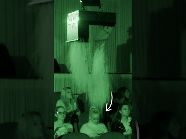 I Dropped Popcorn on Movie-Texters